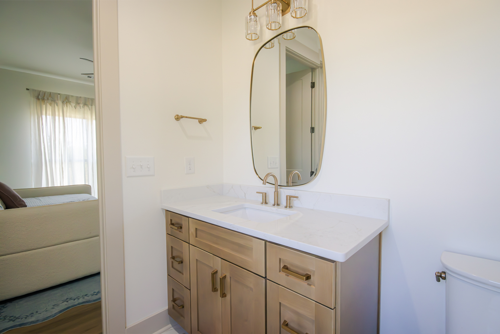 McRae Cabinet and Design Bathroom Cabintes