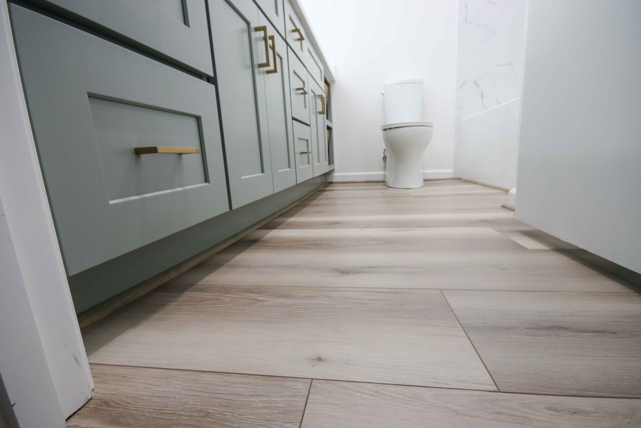 McRae Cabinet and Design Bathroom Cabintes