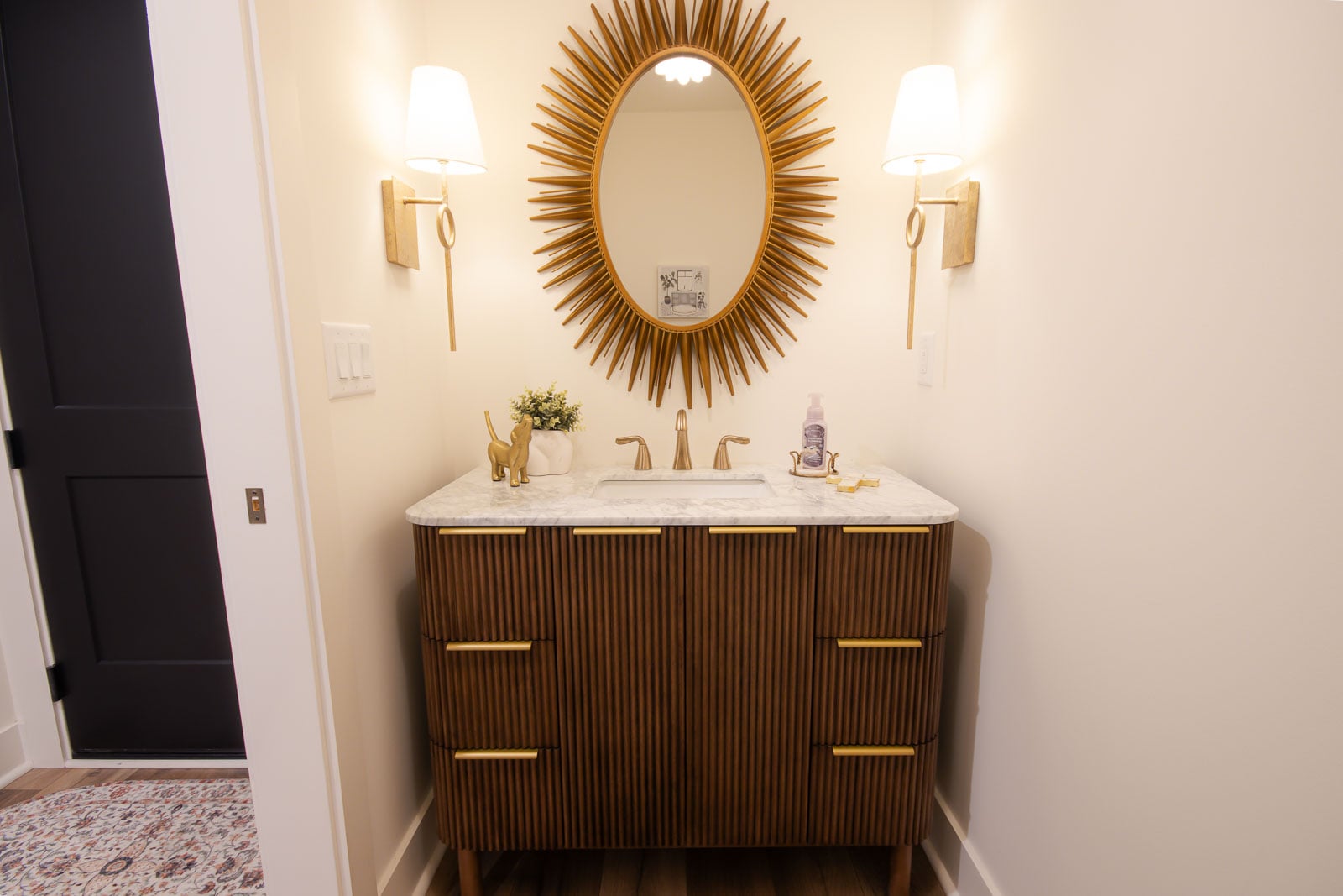 McRae Cabinet and Design Bathroom Cabintes